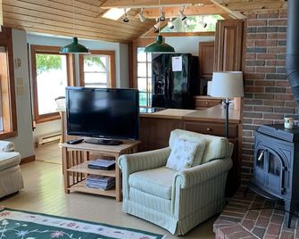 Glen Lake - Spectacular Dune Views & Complete Privacy! - Empire - Sala de estar
