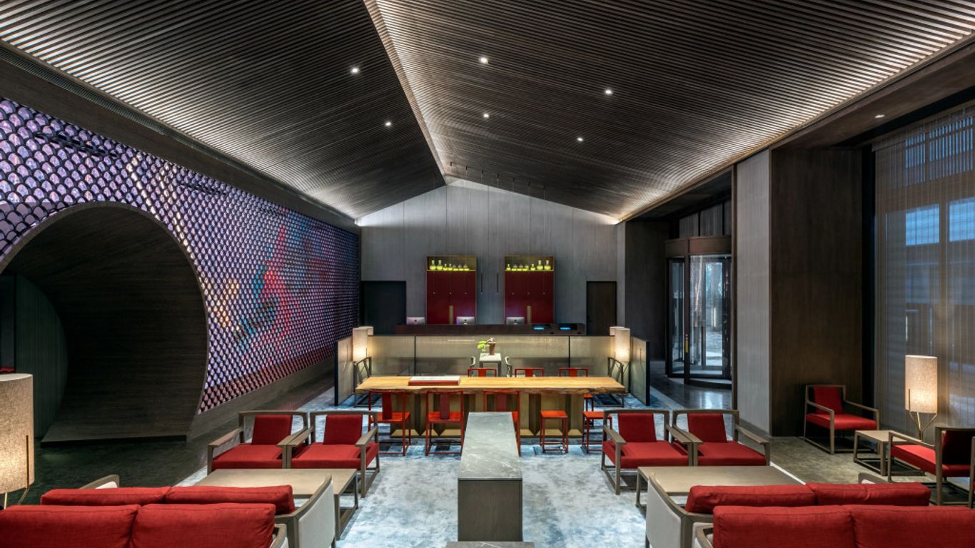 Joya Shanghai Xujiahui Hotel