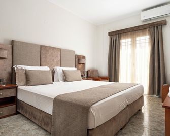 Hotel Dionysis Studios - Adamantas