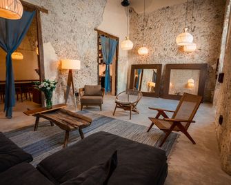 Casa Mandarina downtown with pool - Mérida - Sala de estar