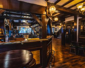 The Pied Bull - Chester - Bar