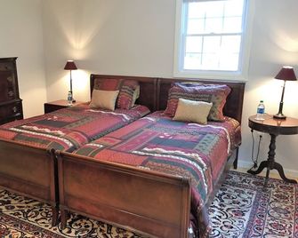 Secluded Mountain Retreat on 200+ Acres: Private Hiking Trails & Pure Nature - Vonore - Habitación