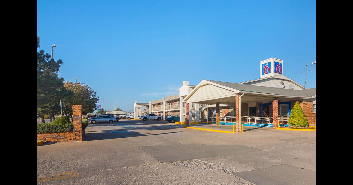 Motel 6 Lawton $57 ($̶6̶7̶). Lawton Hotel Deals & Reviews - KAYAK