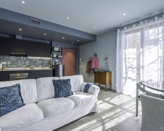 Draisina Bike Apartments Due - Oleggio Castello - Olohuone