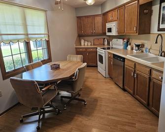 Comfortable, Spacious and Quiet\nCorporate rental - Lima - Kitchen