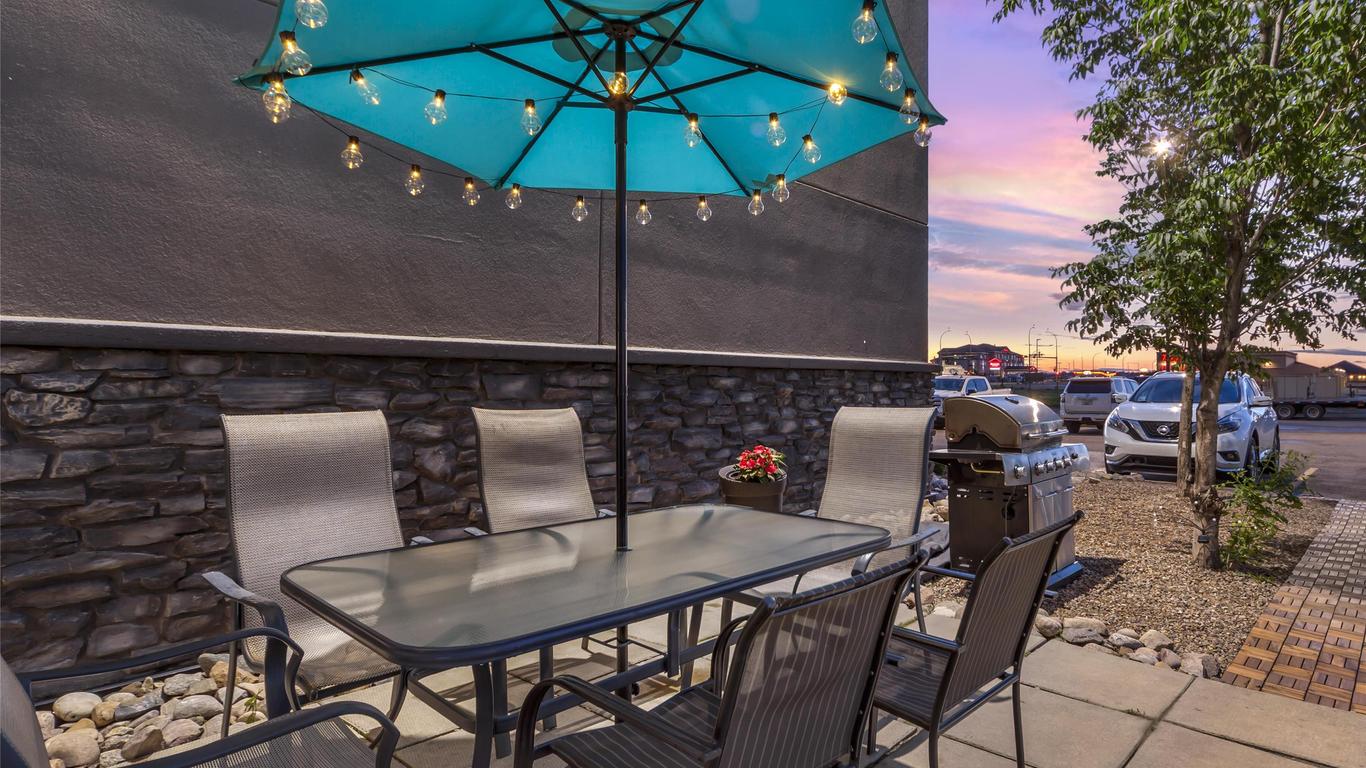 Best Western Wainwright Inn & Suites