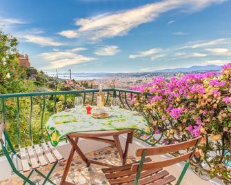 Villa with stunning views of Nice and its bay - Niza - Balcón