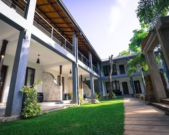 Hotel Alakamanda - Anuradhapura - Edificio