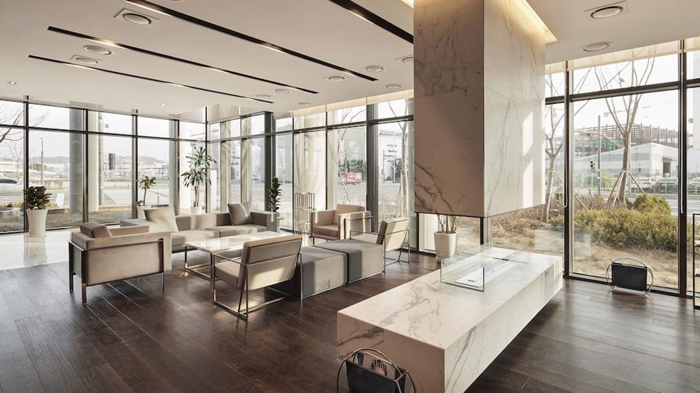 Ramada Encore by Wyndham Gimpo Han River Hotel