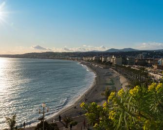 Premiere Classe Nice - Promenade des Anglais - Nicea - Plaża
