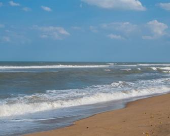 Paradise Guest House - Chennai - Beach