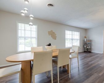 Spacious 5-bedroom House in Gorgeous Olive Branch #811 - Olive Branch - Jídelna