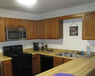 Ft. Rucker living 2 the perfect place to visit come and enjoy family and friend - Daleville - Küche