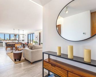 2-bedroom Penthouse in the Art District of San José del Cabo. - San José del Cabo - Sala de estar