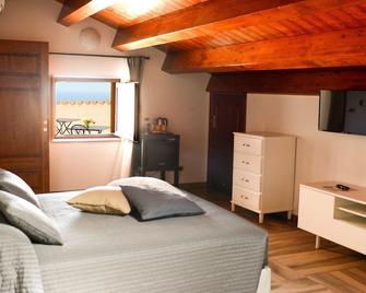 Palazzo Candida B&B - Gerace - Schlafzimmer
