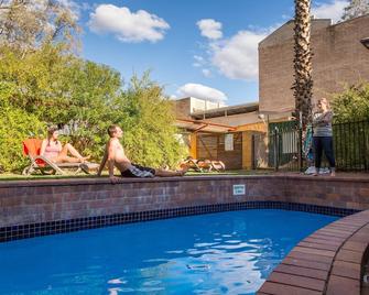 Alice Springs YHA - Alice Springs - Pool