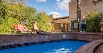 Alice Springs YHA - Alice Springs - Pool