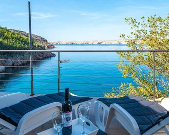 Apartment Wind Soleil by Interhome - Jablanac - Balcón