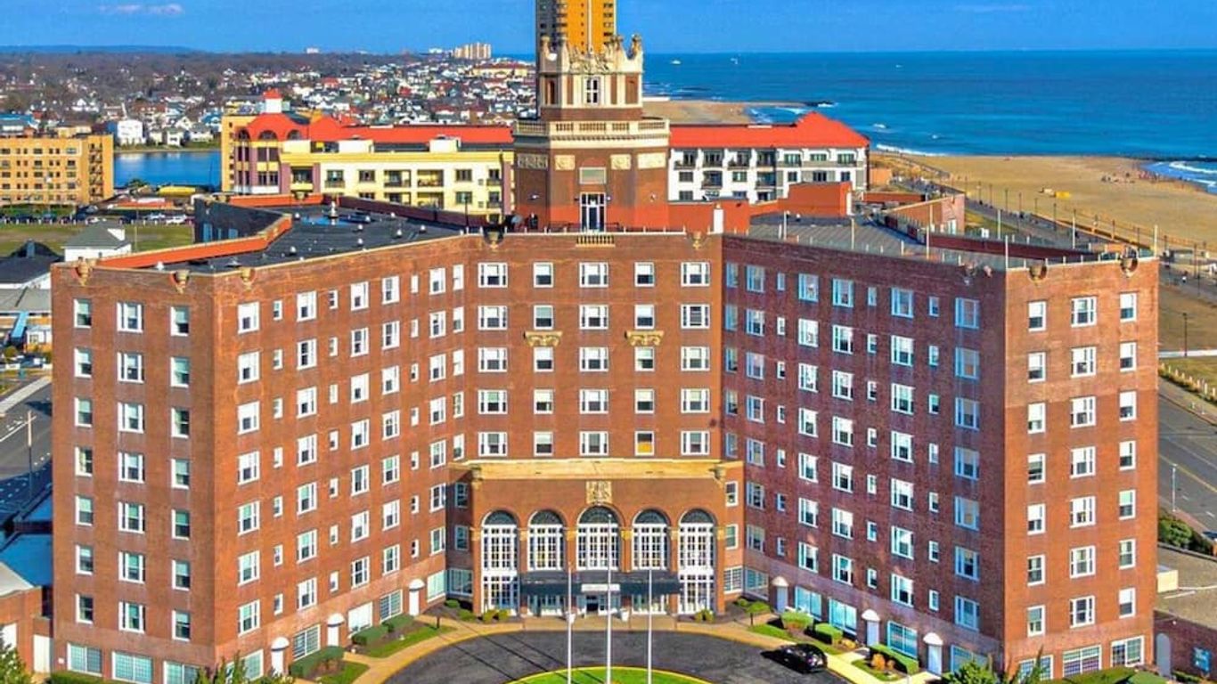 Berkeley Oceanfront Hotel