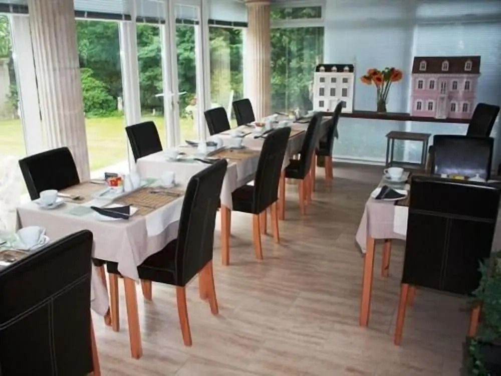 ذا ريدلاندز - سوليهل - مطعم