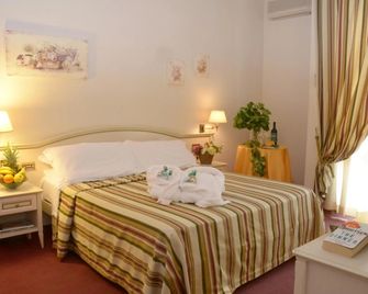 Hotel President - Chianciano Terme - Soverom