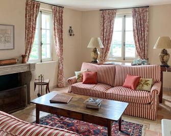 Mas Vaucluse - Six Bedroom Villa, Sleeps 12 - Crillon-le-Brave - Salon