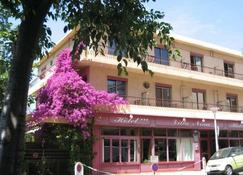 Villa Nina - Antibes - Rakennus