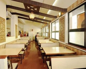 Hotel Panchavati Yatri - Nashik - Restaurant