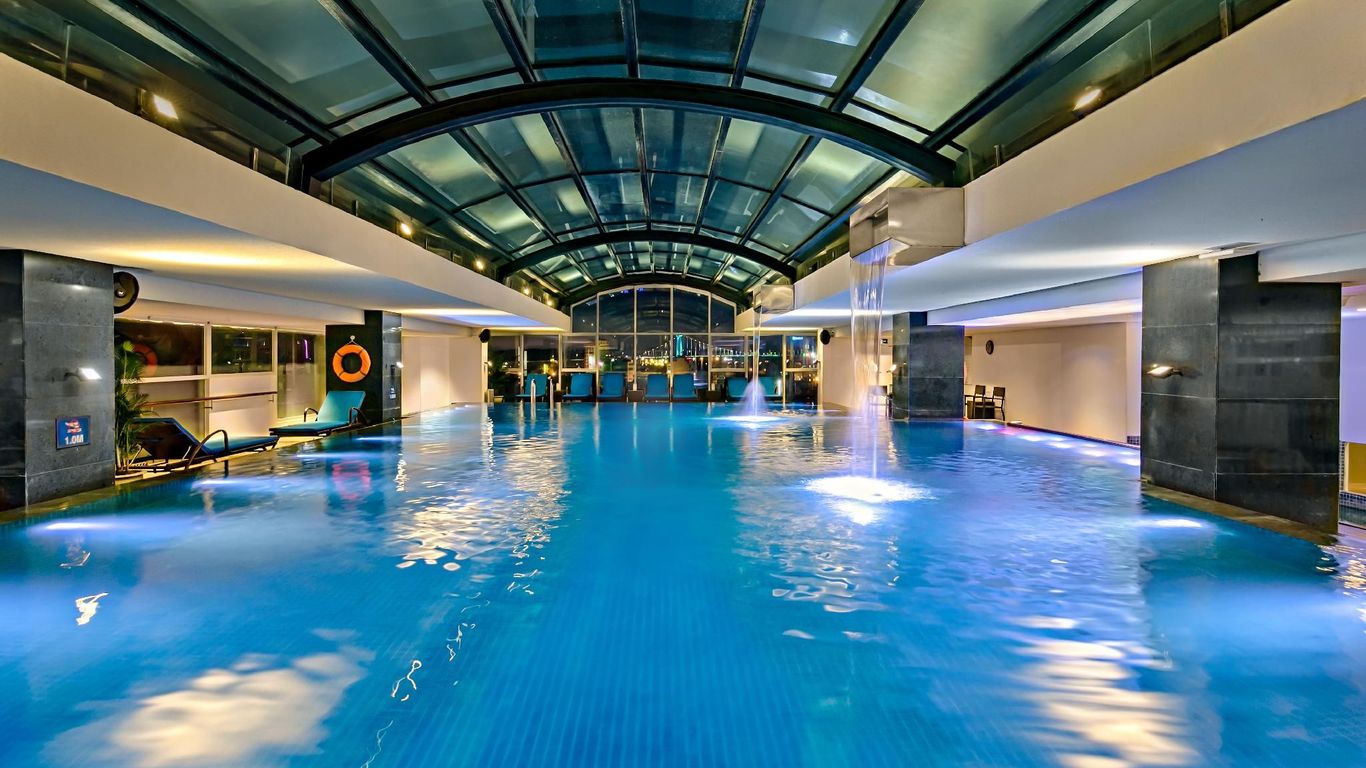 Zen Diamond Suites Hotel Da Nang