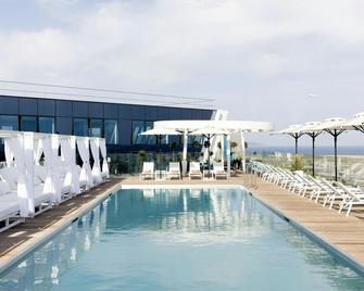 Sheraton Nice Airport - Nice - Piscine
