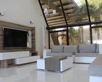 Hotel Kaamú Taganga - Taganga - Sala de estar