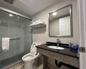 Kluane Park Inn - Haines Junction