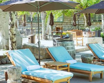 Plumpjack Inn - Olympic Valley - Patio