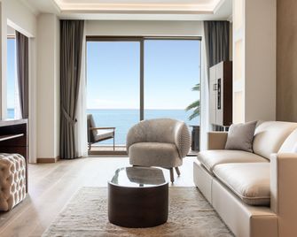Grand Hotel Fasano - Gardone Riviera - Phòng khách