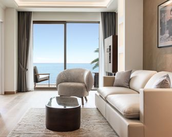 Grand Hotel Fasano - Gardone Riviera - Olohuone