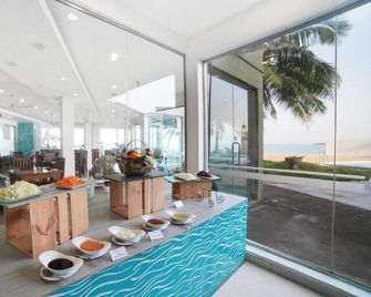 Hikkaduwa Beach Hotel - Hikkaduwa
