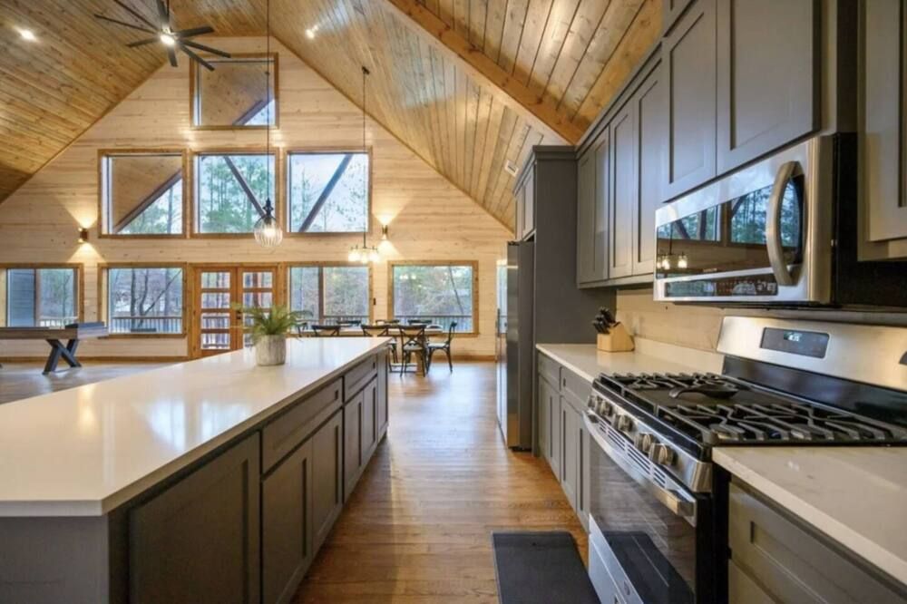 Whispering Winds Luxury Cabin In Hochatown - Broken Bow - Cocina