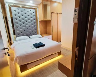 Trans Park Cibubur By Housleep - Yakarta - Habitación