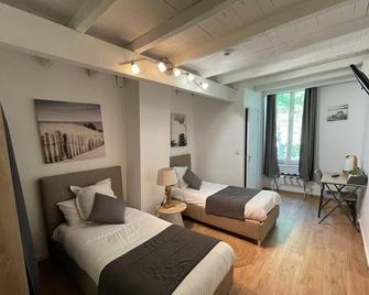 Hôtel Mas de Galoffre - Nimes - Bedroom