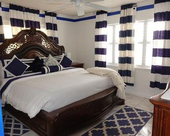 Mathel and Mar - ווסט פאלם ביץ' - חדר שינה