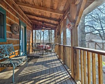Cabin on the Hill family friendly - Russell Springs - Balcony
