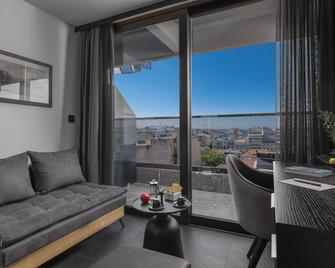 No 15 Ermou Hotel - Thessaloniki - Living room