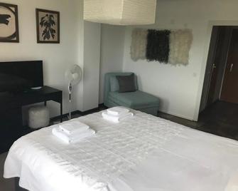 Auberge De Duillier - Duillier - Bedroom