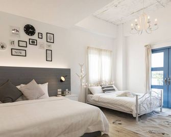 Blue White - Wujie Township - Schlafzimmer