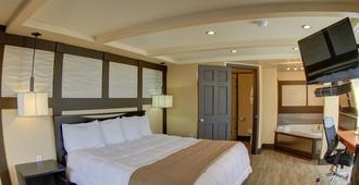 Aztec Ocean Resort - Seaside Heights - Bedroom