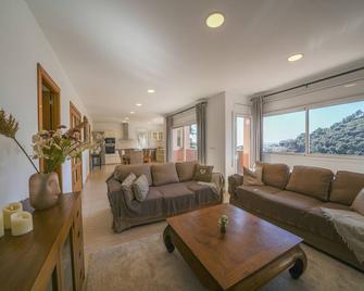 Villa Vistamar, sea view, pool - Santa Susanna