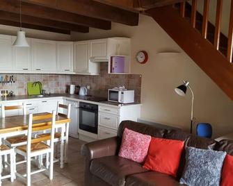 Beautiful 2-Bed Apartment - La Redorte - Cocina