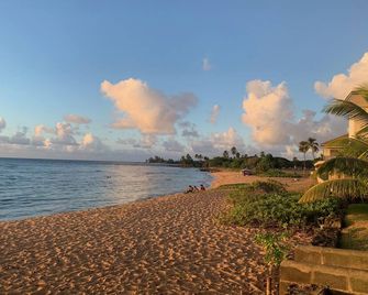 Pristine Hale'iwa Oceanfront Condo - Haleiwa - Playa