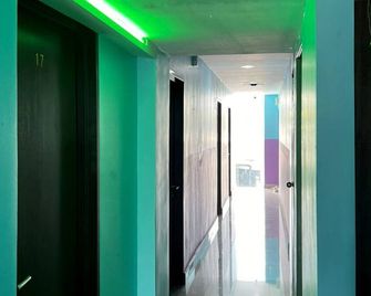 Ark Rawang Business Hotel - Rawang - Chodba