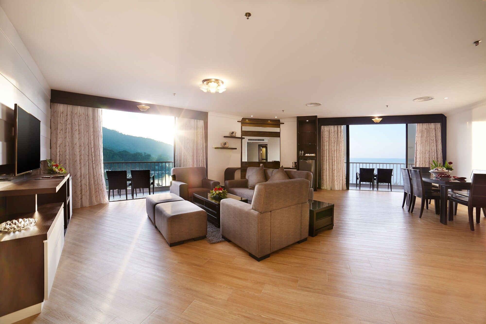 منتجع شاطئ ذا باي فيو